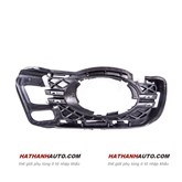 Ốp đèn gầm nhựa xe Mercedes C250 CGI năm 2009 - 2048852423